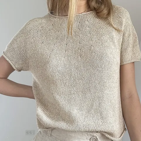 Plain-yoke-tee-20-5-le-knit-lene-holme-samsoee-samse-strikkeopskrift-p_medium2.webp