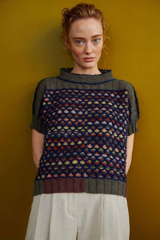 Isager - A Knitting Life - vol. 2 - Out into the world