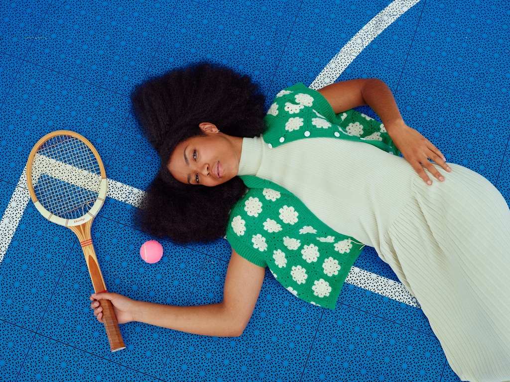 Molla Mills Hook out ! - Laine Publishing