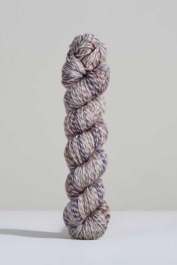 Urth Yarns - Spiral Grain Light Worsted (Spruce)