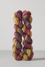 Urth Yarns - Echoes  (1530)