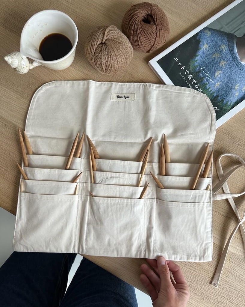 Petite Knit - Etui à aiguilles circulaires