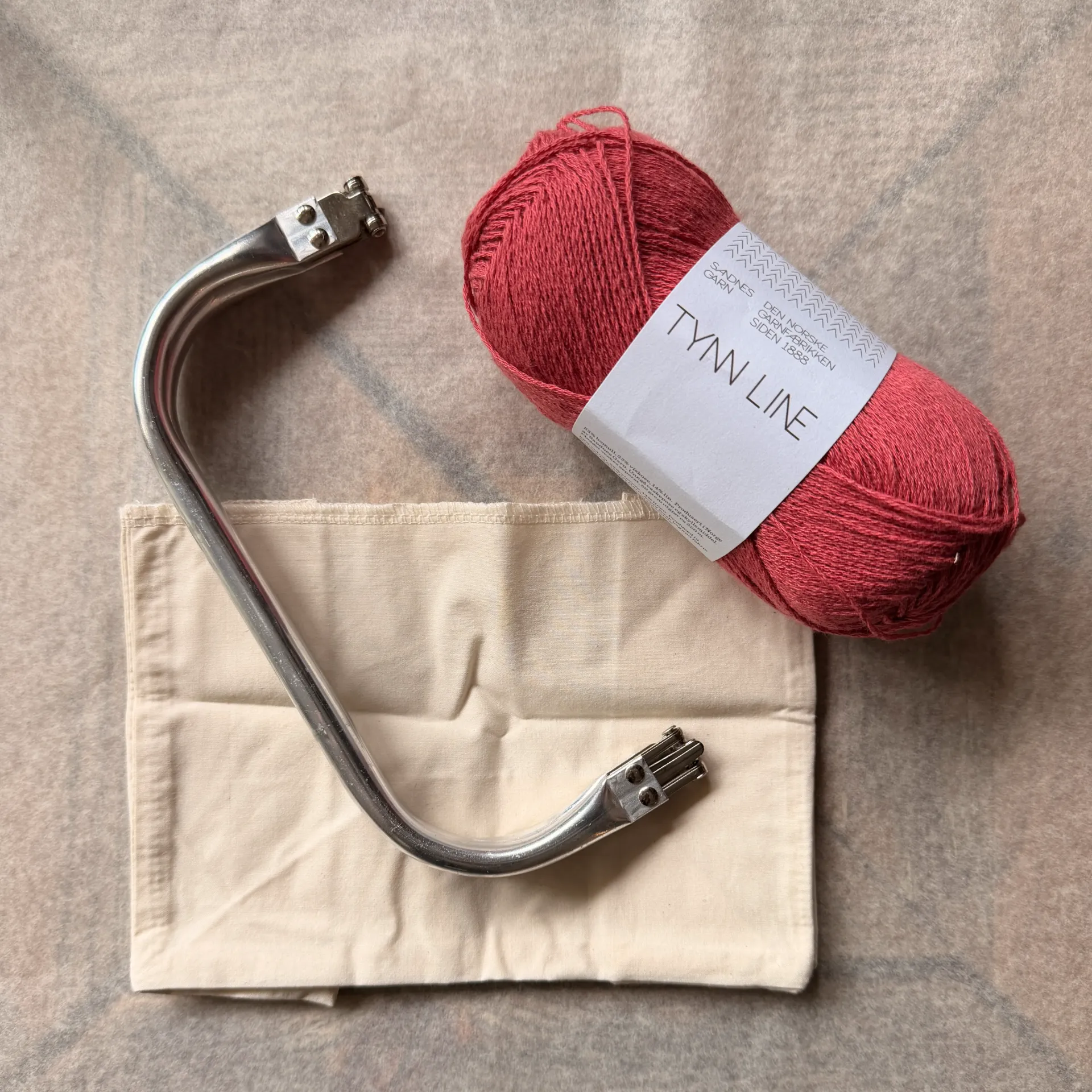 Kit - Juno Clutch de Petite Knit