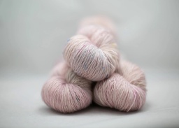 The Uncommon thread - Lush worsted